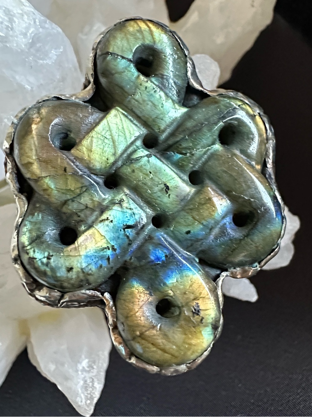 Labradorite EUC genuine gemstone Celtic knot ring in silvertone. Adjustable band